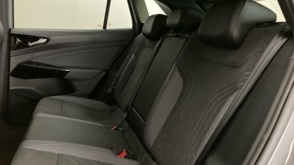 Volkswagen ID.4 210Kw Match Pro 77Kwh Black #16