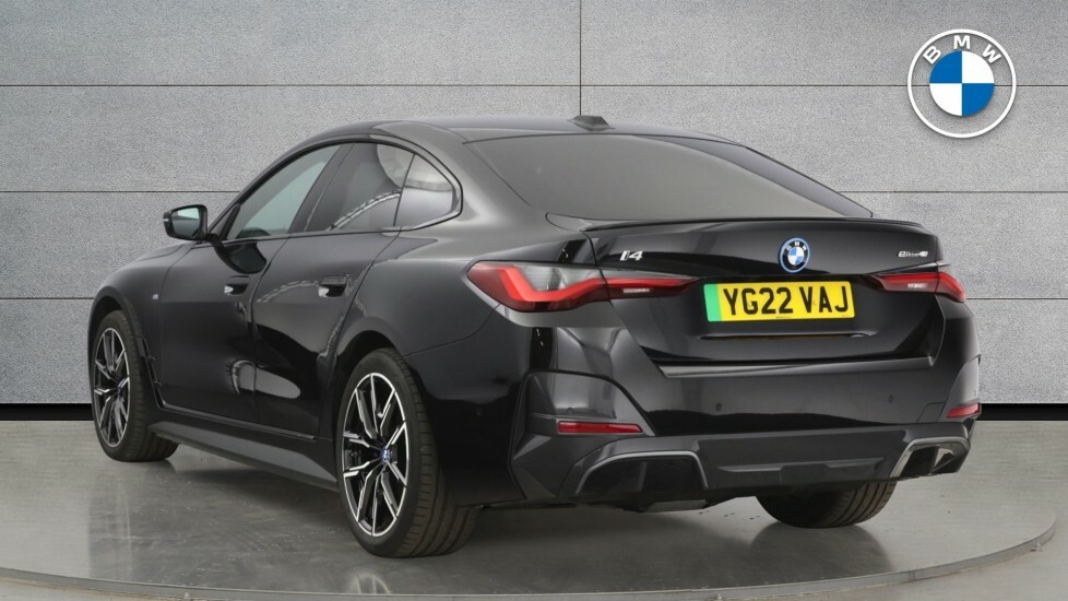 BMW i4 M Sport Black #2