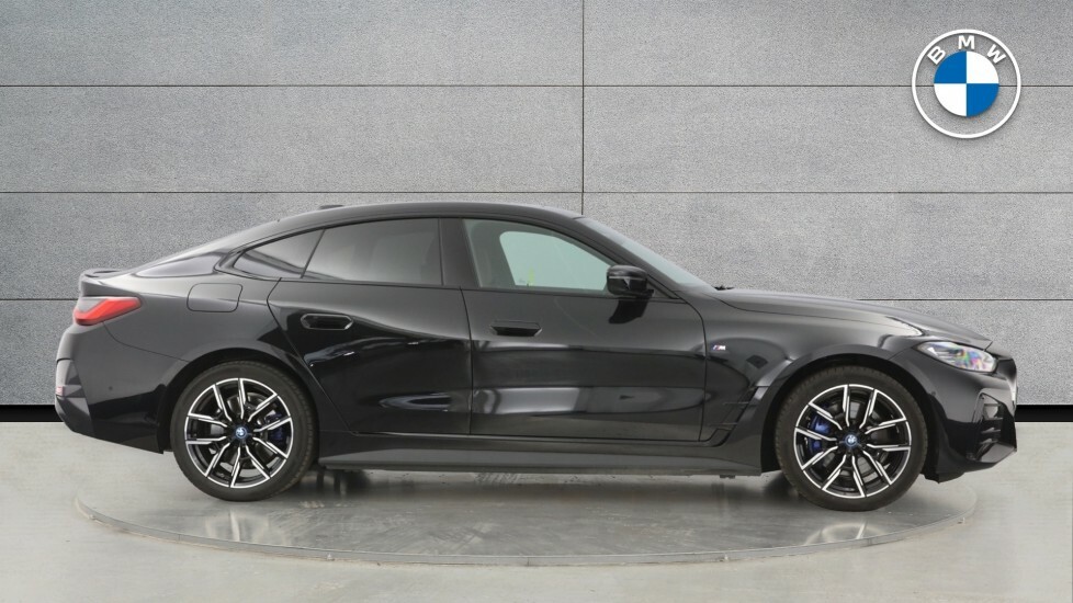 BMW i4 M Sport Black #3