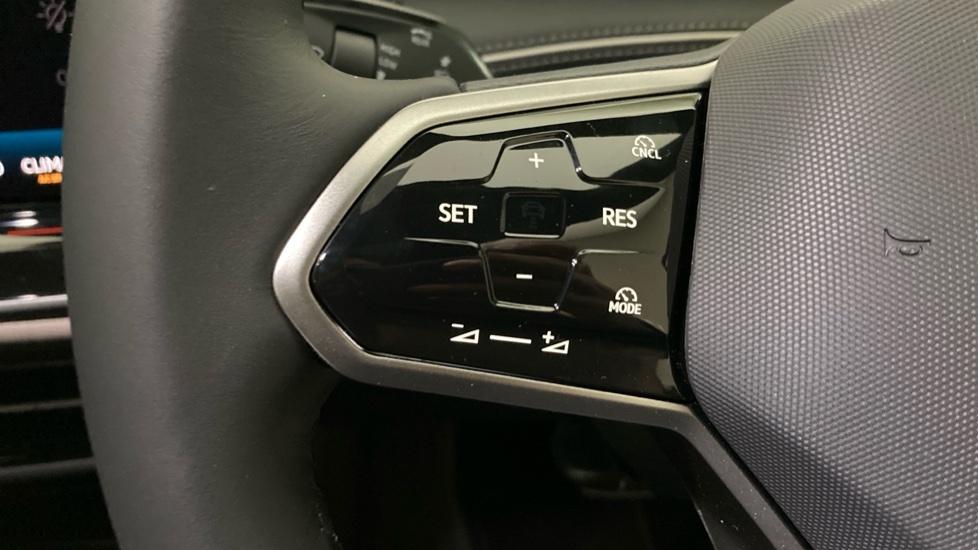 Volkswagen ID.7 210Kw Match Pro S Plus 86Kwh Grey #17