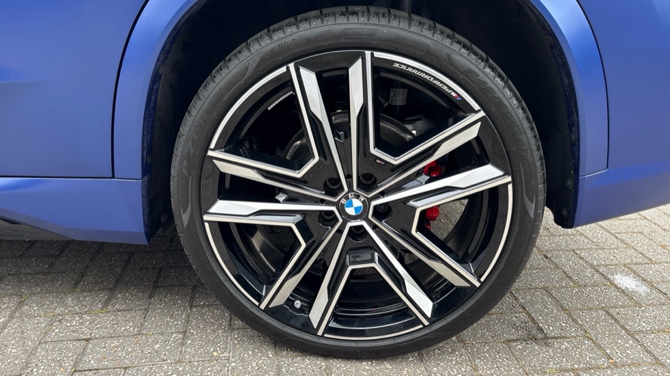 BMW iX1 150Kw Edrive20 M Sport 65Kwh Blue #25