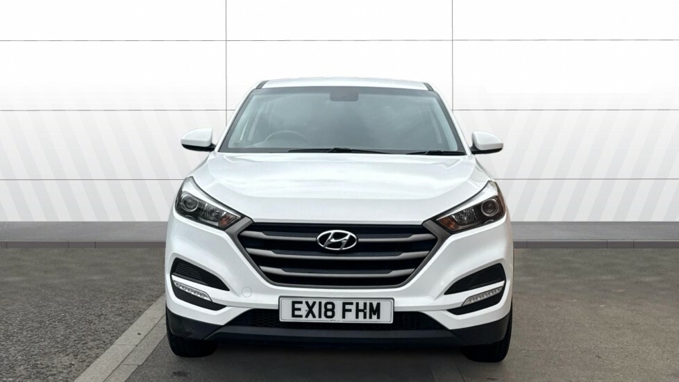 Hyundai Tucson S White #3