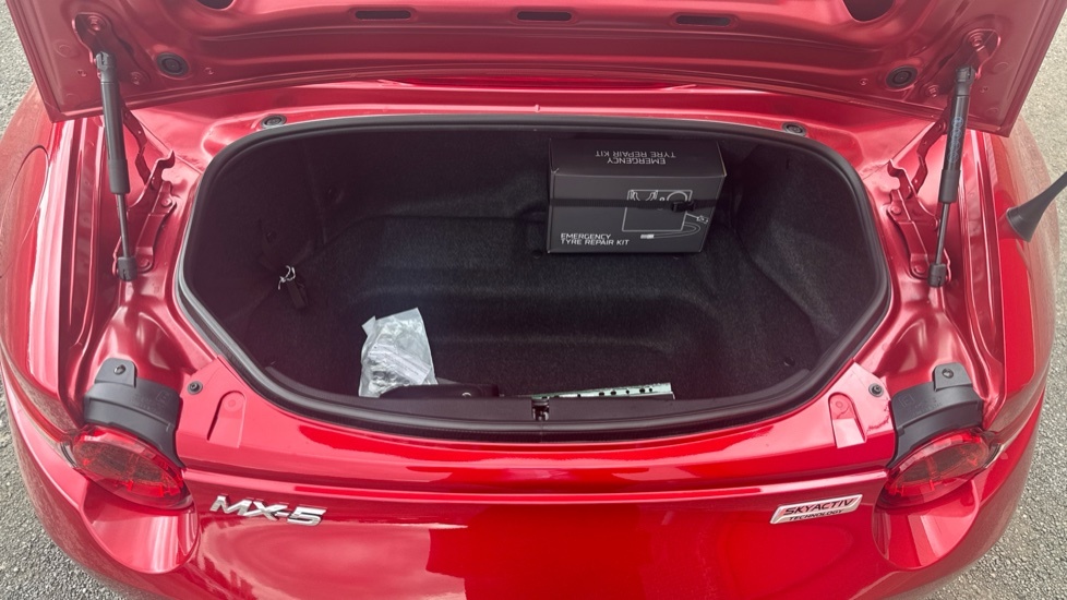 Mazda MX-5 Sport Nav Red #4