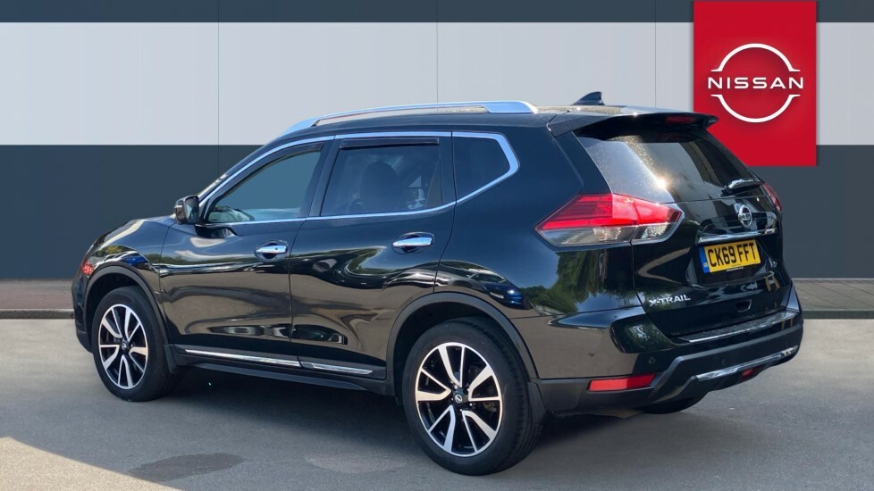 Nissan X-Trail Tekna Black #2