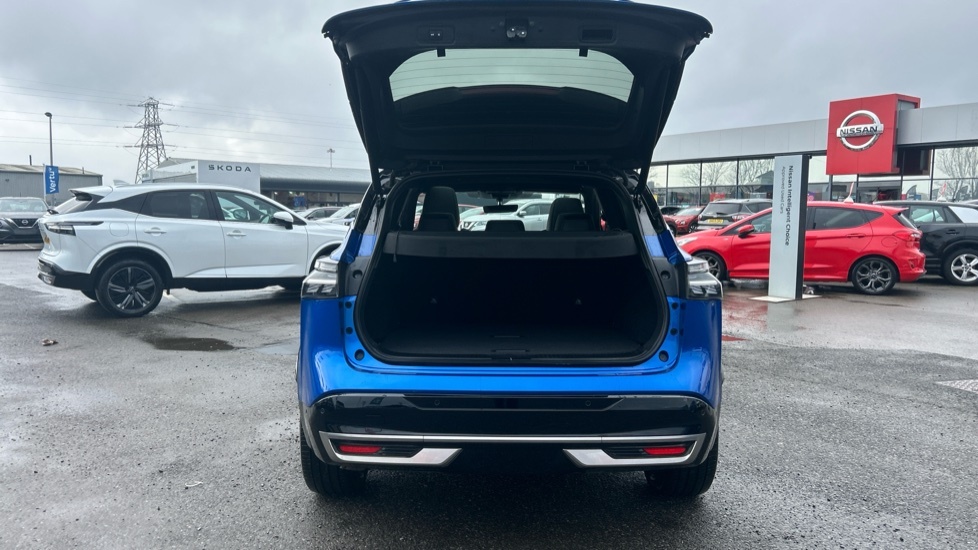 Nissan Qashqai Tekna Blue #4
