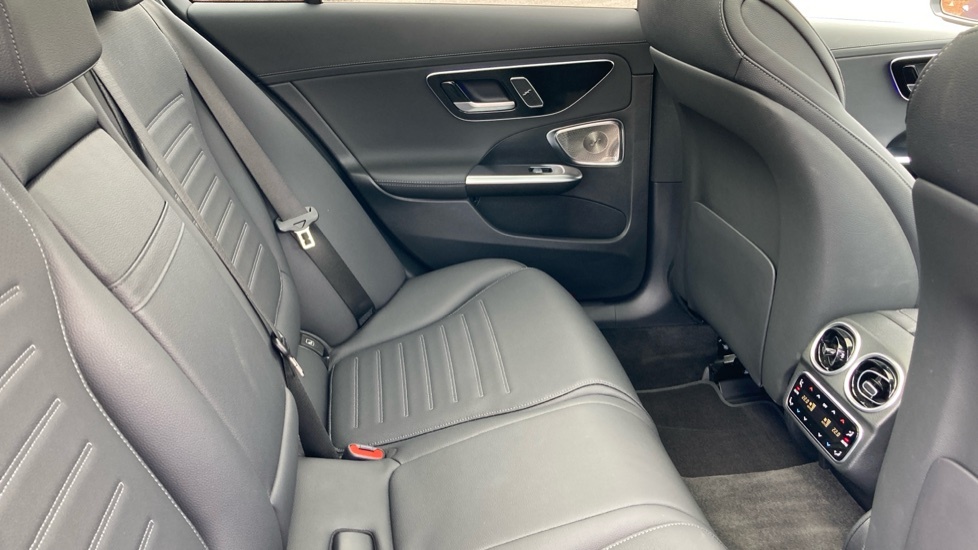Mercedes-Benz C Class C200 Amg Line 9G-tronic Black #16