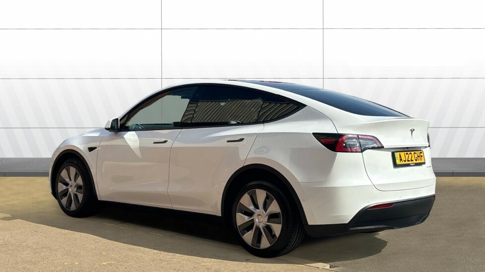 Tesla Model Y Long Range AJ22GHF White #2