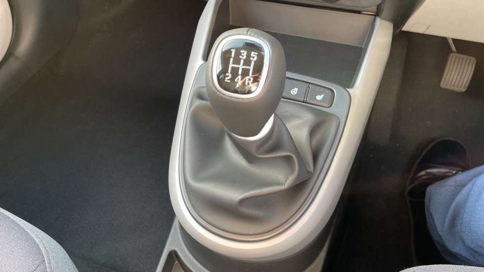 Hyundai I10 Mpi Se Connect Grey #13
