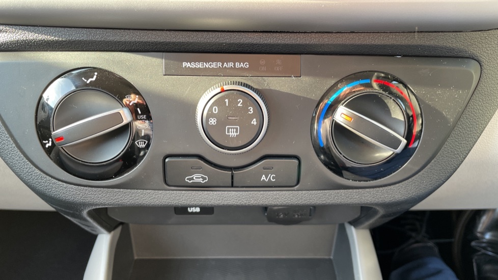 Hyundai I10 Mpi Se Connect Grey #34