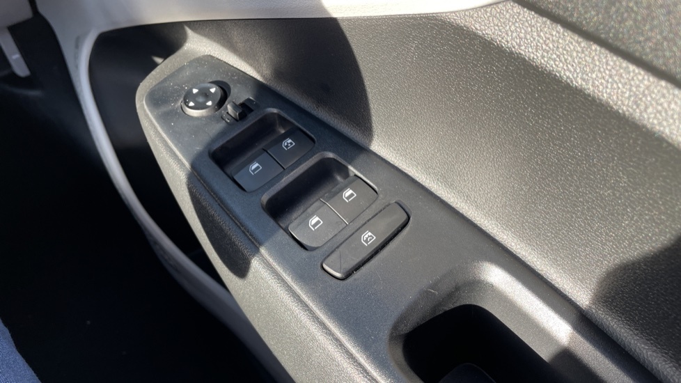Hyundai I10 Mpi Se Connect Grey #31