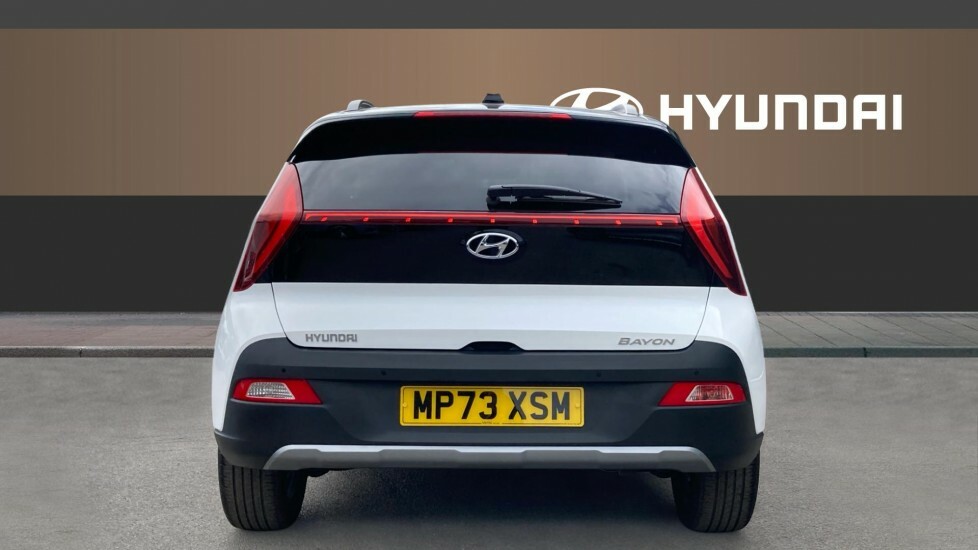 Hyundai Bayon Ultimate White #6