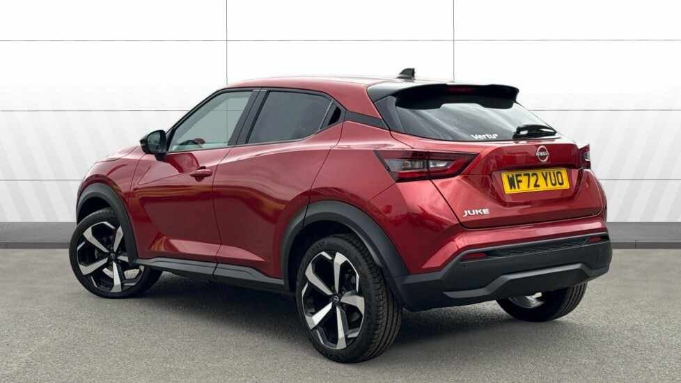 Nissan Juke Tekna Red #2