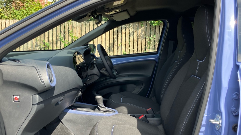 Toyota Aygo X Design YR26WGZ Blue #5