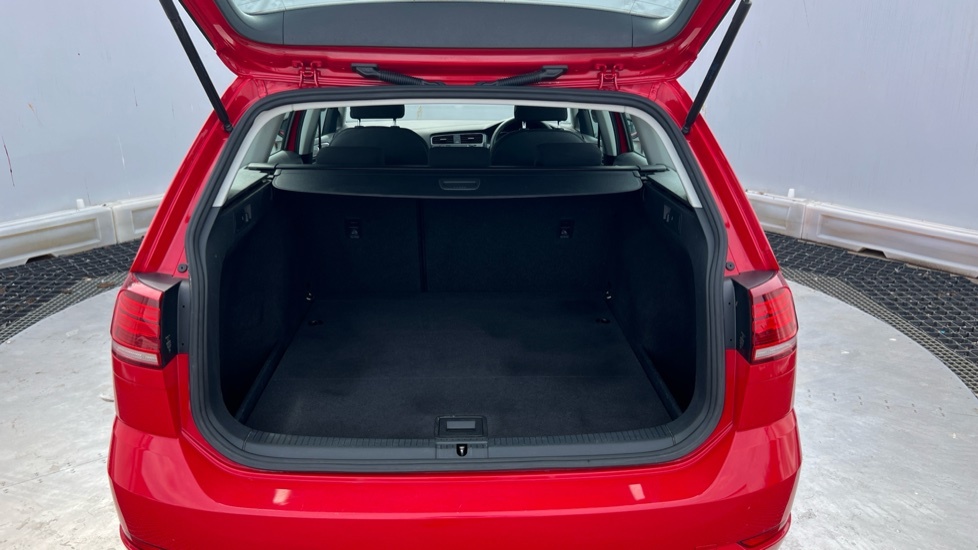 Volkswagen Golf S Red #4