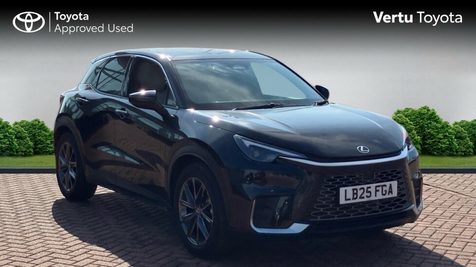 Lexus LBX Premium Plus Black