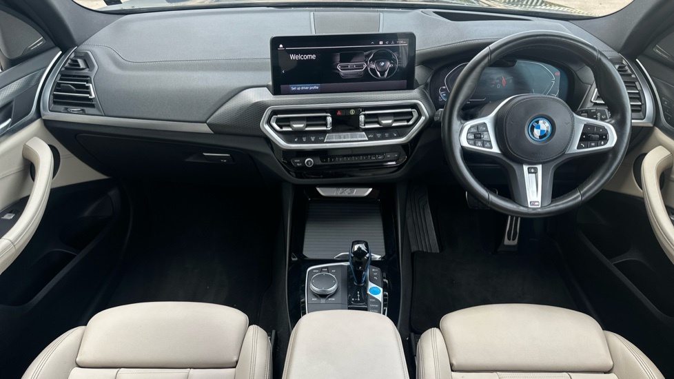 BMW iX3 M Sport Pro Black #4