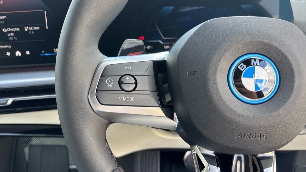 BMW iX2 230Kw Xdrive30 M Sport 65Kwh Grey #16