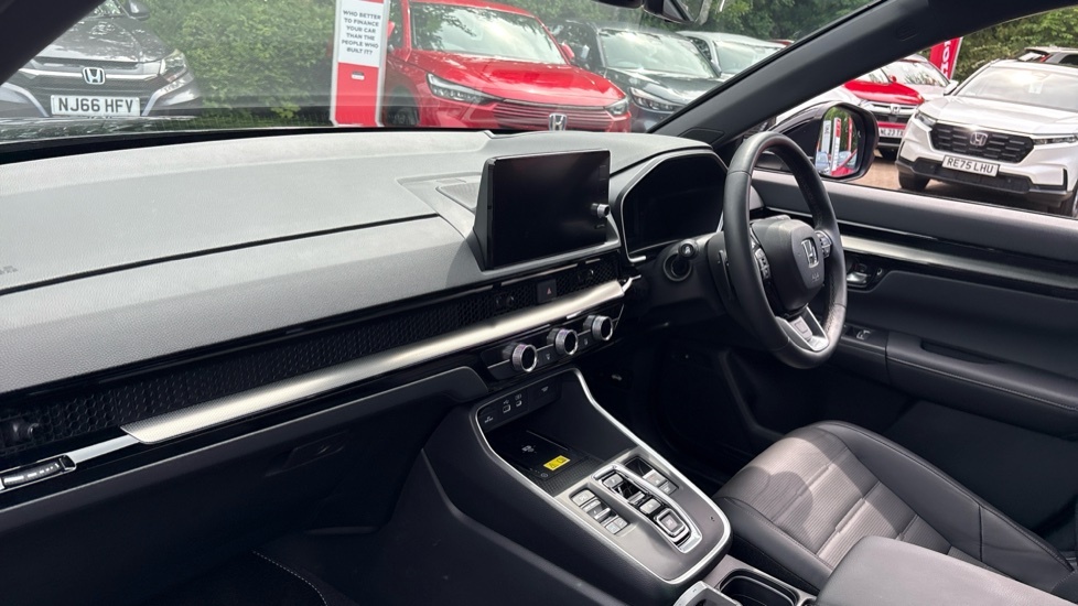Honda Cr-V Advance Black #2