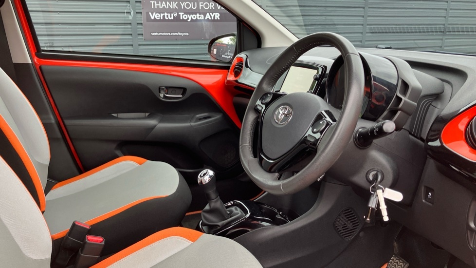 Toyota Aygo X X 1.0 Vvt-i Red #12