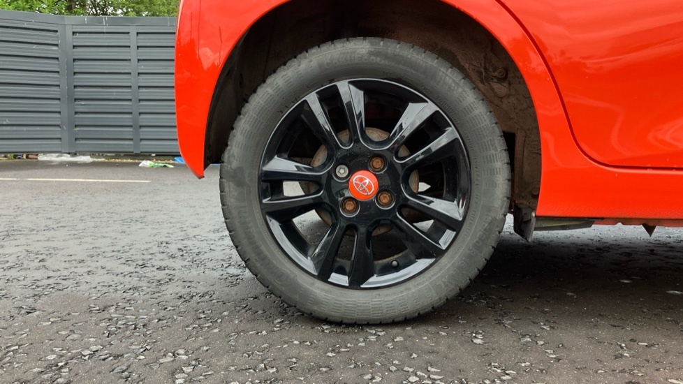 Toyota Aygo X X 1.0 Vvt-i Red #25