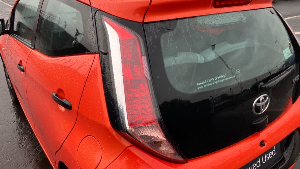 Toyota Aygo X X 1.0 Vvt-i Red #21