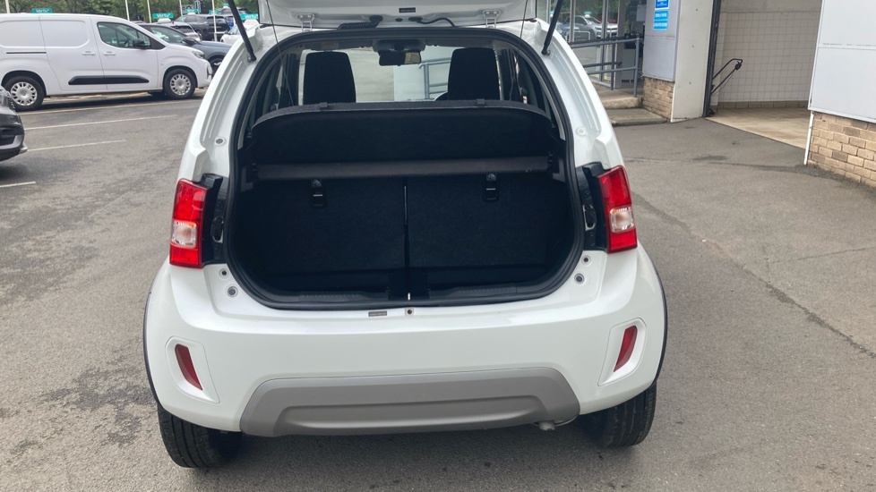 Suzuki Ignis Sz-t White #4