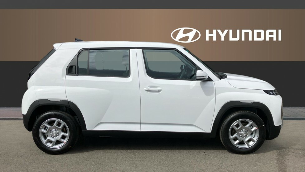 Hyundai Inster 01 White #5