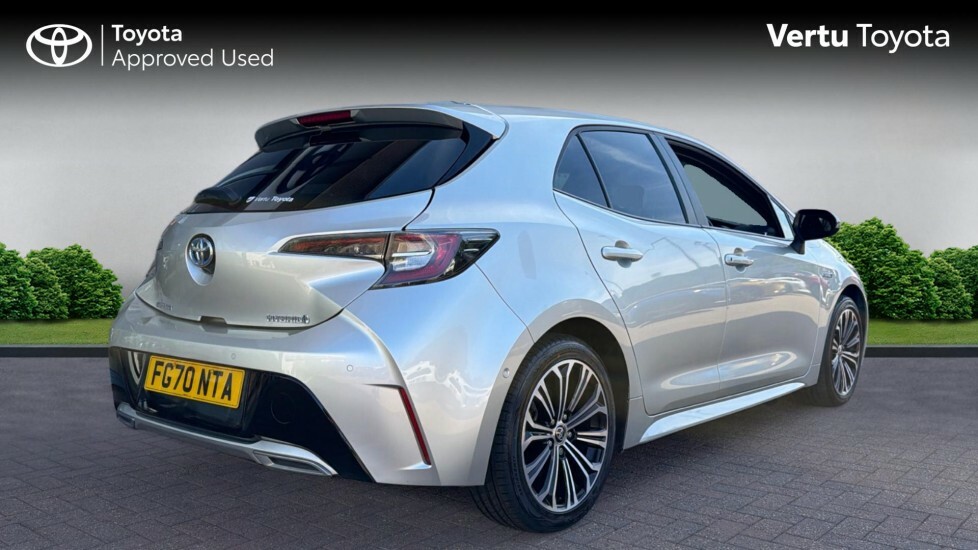Toyota Corolla Design Silver #2