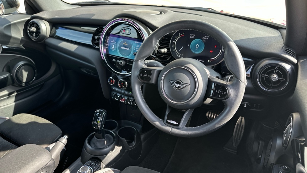 Mini Convertible Cooper Sport Red #6