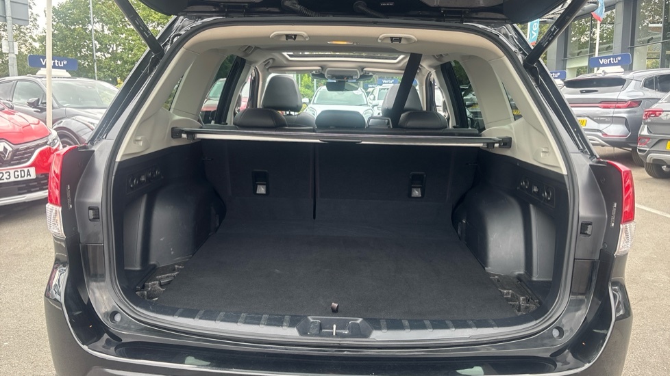 Subaru Forester Xe Premium Black #4