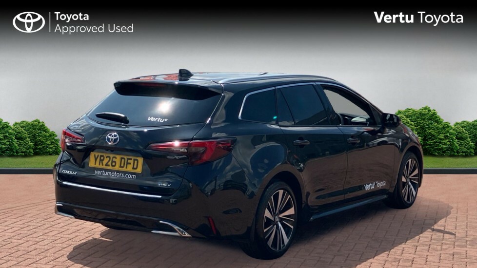 Toyota Corolla Design Black #2