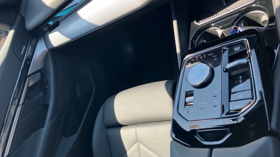 BMW i5 250Kw Edrive40 M Sport Pro 84Kwh Grey #60