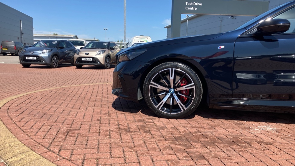 BMW i5 250Kw Edrive40 M Sport Pro 84Kwh Grey #24