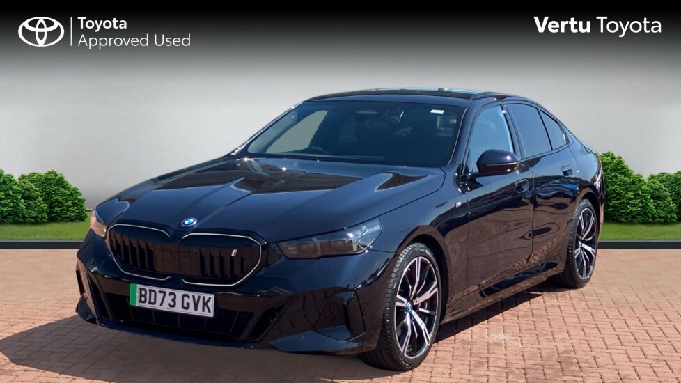 BMW i5 M Sport Pro Black #3