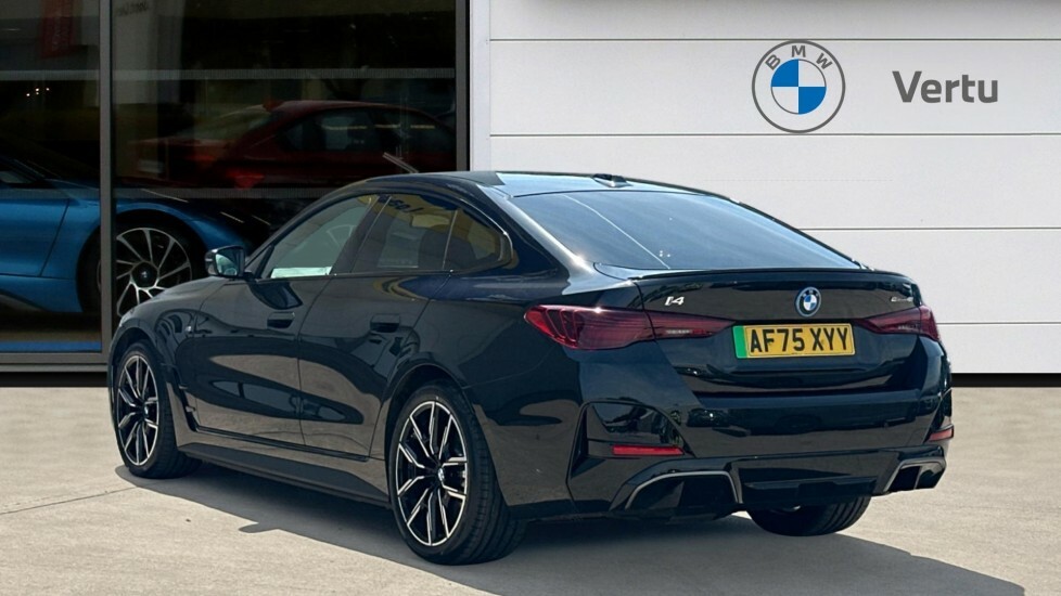 BMW i4 M Sport Black #2