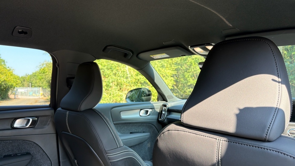 Volvo EX40 Ex40 325Kw Tm Perf Ultra Black Edition 82Kwh A Grey #54