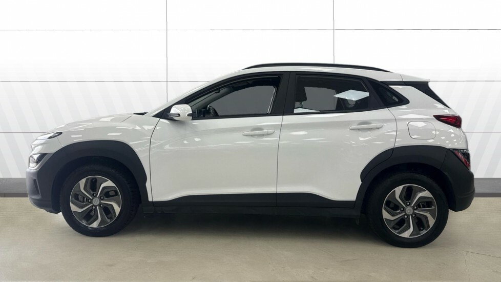 Hyundai Kona Se Connect DN22YOD White #5