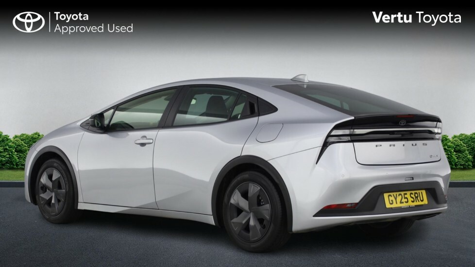 Toyota Prius Design Silver #4