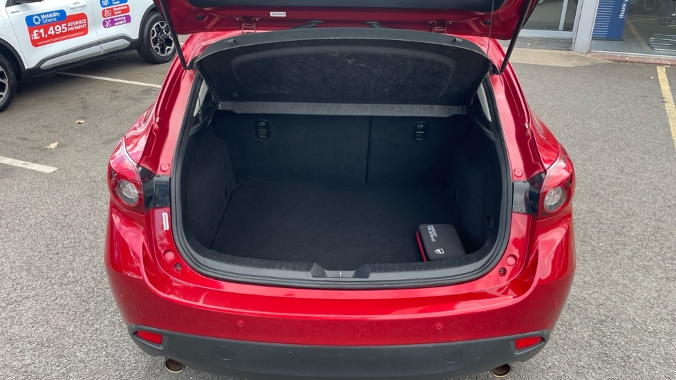Mazda 3 Se-l Red #4