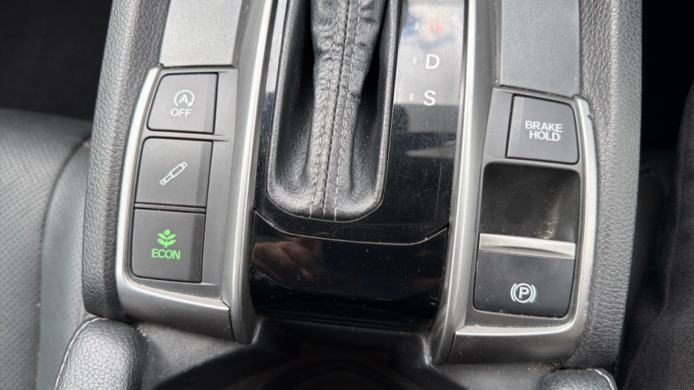 Honda Civic 1.0 Vtec Turbo Ex 5-Door Black #21