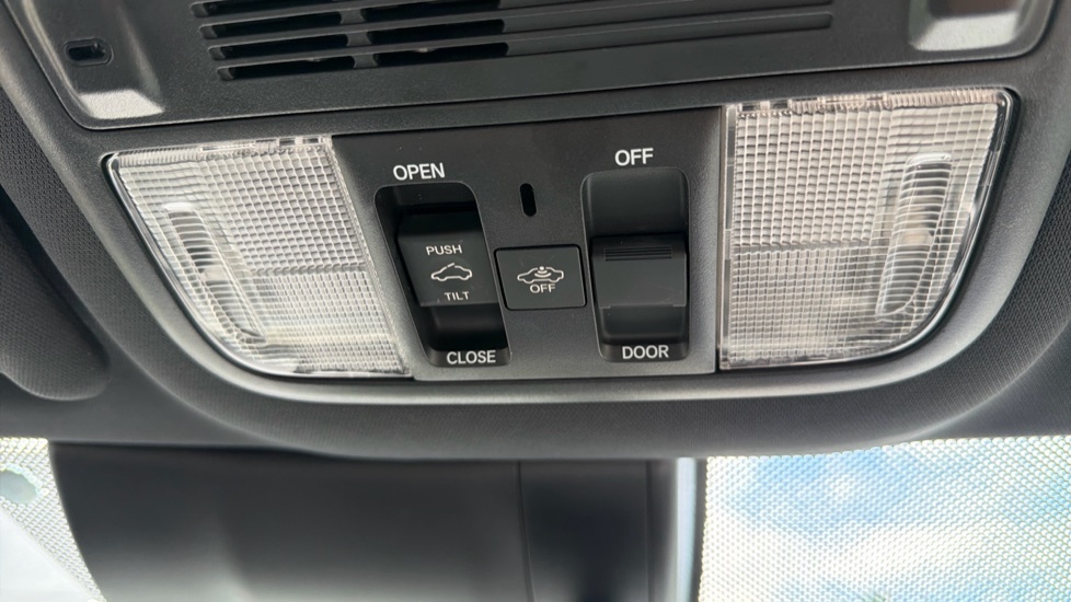 Honda Civic 1.0 Vtec Turbo Ex 5-Door Black #28