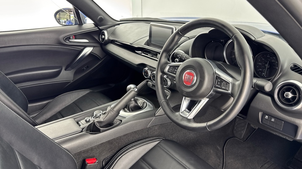 Fiat 124 Spider Lusso Plus Blue #6