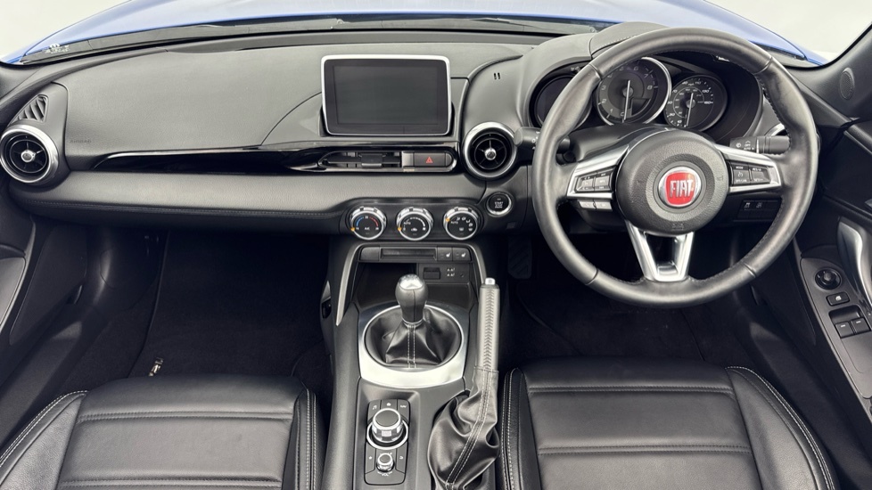 Fiat 124 Spider Lusso Plus Blue #4
