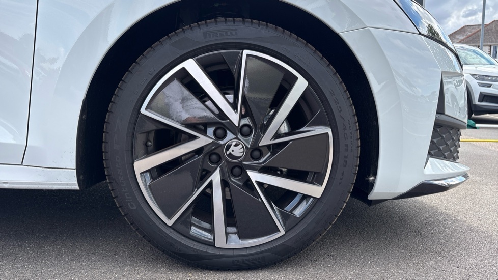 Skoda Octavia Sportline White #5