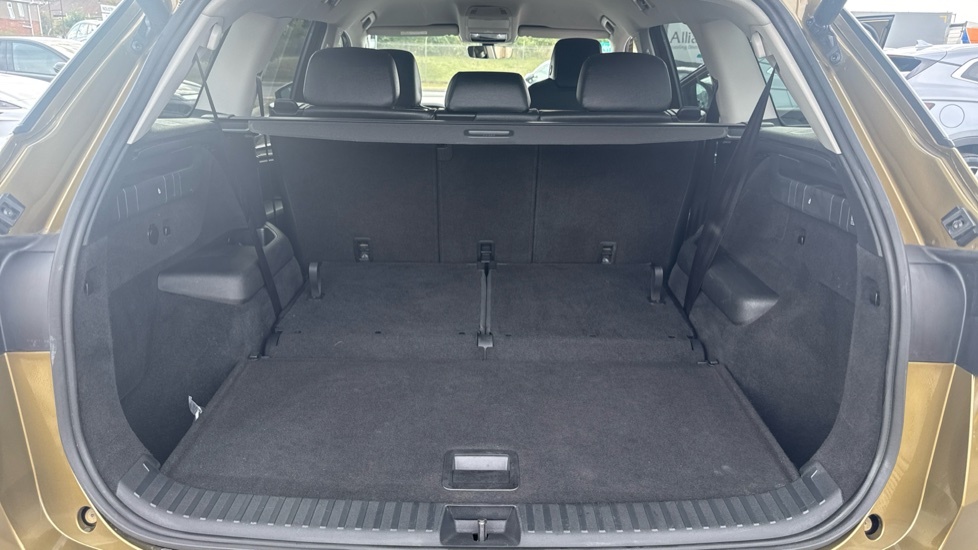 Skoda Kodiaq 1.5 Tsi E-tec Se L Dsg 7 Seat White #41