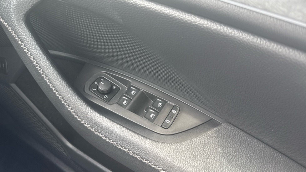 Skoda Kodiaq 1.5 Tsi E-tec Se L Dsg 7 Seat White #27