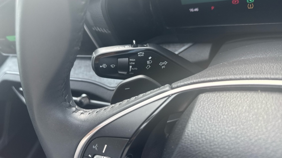 Skoda Kodiaq 1.5 Tsi E-tec Se L Dsg 7 Seat White #25