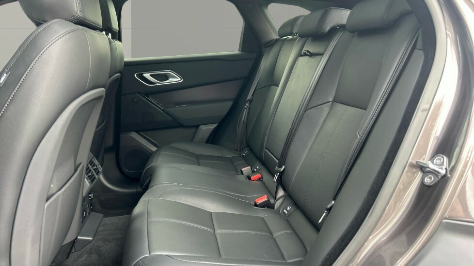 Land Rover Range Rover Velar Dynamic Se Grey #4