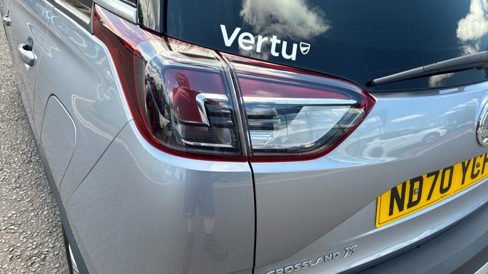 Vauxhall Crossland X 1.2 Elite 109 Bhp White #42