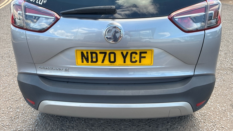 Vauxhall Crossland X 1.2 Elite 109 Bhp White #40